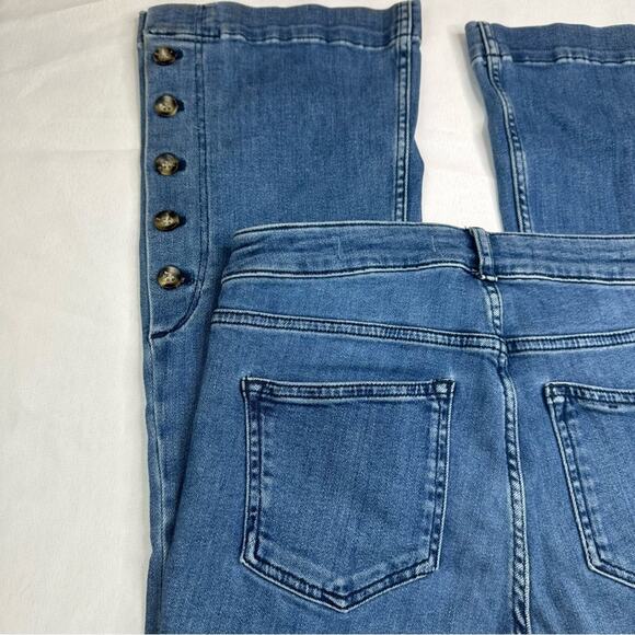 Pilcro High - Rise Bootcut Flare Jeans - Picture 13 of 14